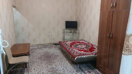 Сдается 1/1/4 на мв. Феруза