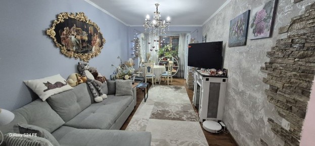 Продам квартиру 26 квартал чиланзар 2/2/5