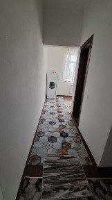 Тезда 5микраёнда 1хона 5этаж кирпичный квартира сотилади