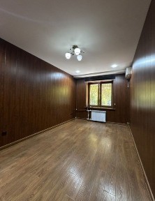 Квартира под офис Лабзак 3Комн. 1этаж