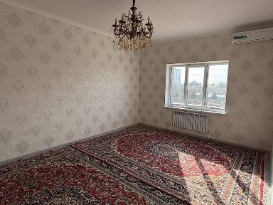 Шарк, Нурафшон ресторани томонда жойлашган 2 хонали квартира ижарага бе