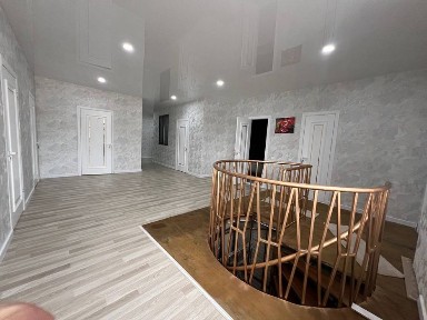 Евро дом 2, этажа 7 комнат, 6 соток с вьездом для авто