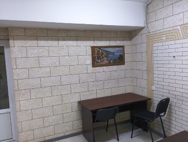 Хамза, ЕврО Офис в Бизнес Центре, с Мебелью