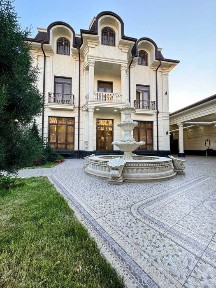 Сдаётся новый роскошный дом в центре горорда! Ориентир Mirabad Avenue!