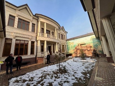 ПРОДАЕТСЯ ЕВРОДОМ на Соломатина махалля (Яккасарайский район)