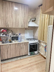 Чиланзар 8. Продается 1 комнатная. Метро Мирзо Улугбек 10 минут