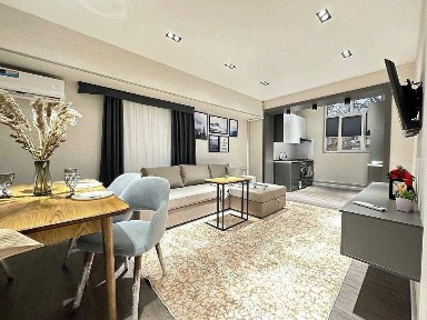 Сдается 2-х комнатная квартира с новым ремонтом на Ц-4 / Алайский