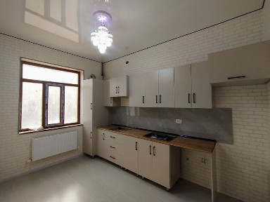 Kvartira sotiladi.2 x.1-etaj. MELODIYA.