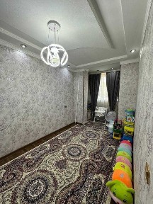 продаётся 4х комнатная квартира кирпичный дом