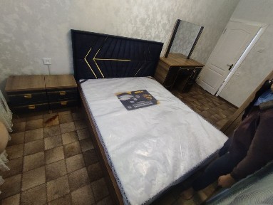 Чилонзор-18кв 2/2/4/Срочно Сотилади Ориентир Парламент 24/7/Куча