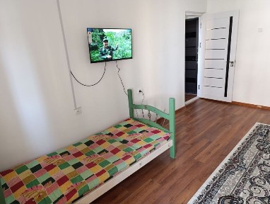 Sebzorda 2 xonali uy arendaga beriladi