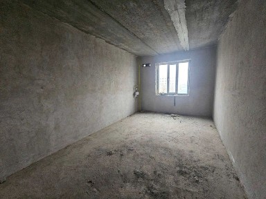 1 хоналик квартира 3-каватдан сотилади. Ор: Ирригация