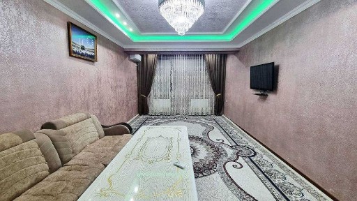 2 хоналик квартира 4 этаж янги лифтлик дом, 6 микр, янги узбекистон