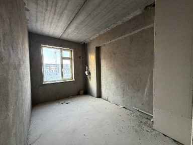 Продаётся 3х комн квартира на 3 этаже Ор-р 7 микрорайон 43 школа