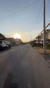 Izza mahallasida 4 sotix 9 xona 350 kv 2 taraflama kocha