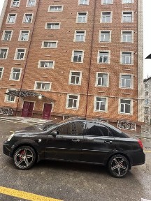 Uy sotladi 5 etajda.