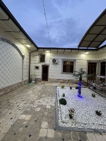 Уч Қахрамон, Гулистон 2 сот 5 хона