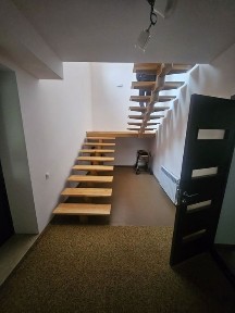 Uchanska uchqaxramon postdan 10 klametr