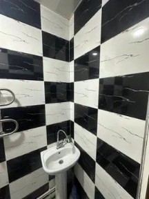 30м² вдоль дороги чиланзар19 без мебели