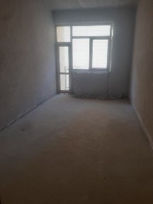 Eski sumda 1 xonalik 2 xona qilingan karopka kvartira iD izb