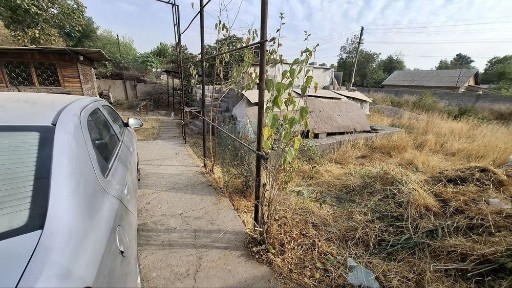 Дача сотаман уртасаройда 6сот