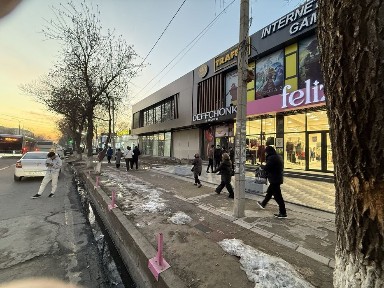 АРЕНДА кадшва бозар падвал 1 етаж 2 етад берилади