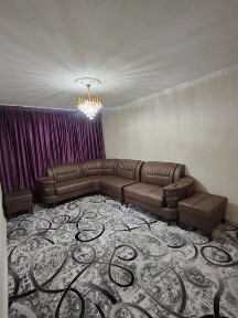 Своя Чиланзар 22. 2/1/4 балкон 3х6 всё остаётся