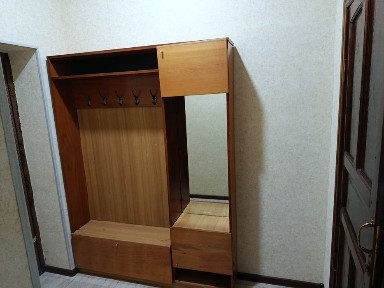 Гулистон янги бозорд, янги курилган 4 этажли домларда 3-этаж, 3-хонали