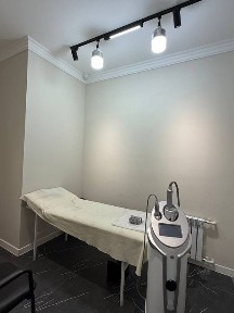 Готовый офис с арендатором. Саламатина. Первая линия вдоль дороги.