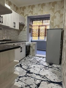 2х комнатная с мебелью и техникой в 8 микрорайоне (Чинара)