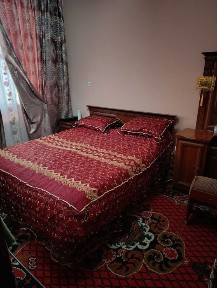 4 xona qilingan xonadon g'ishtli domdan sotiladi.