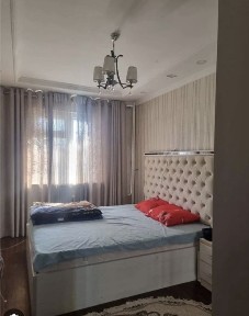 Kvartira beriladi bez zaks