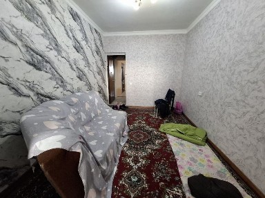 Срочно 1 хонали квартира сотилади!