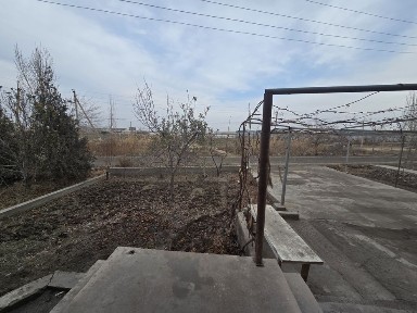 Участка сотилади