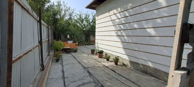 Hovli dacha uy joy