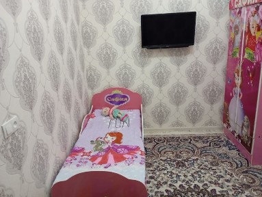 Прадайотся квартира замона