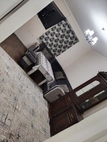 3 xonalik uy sotiladi