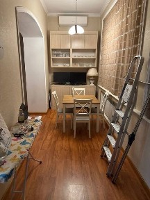 Кв-ра 81 м² на Ц-1 под офис. 1-й этаж в центре