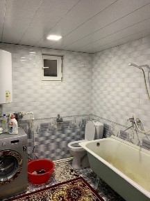 Srochna Zalatinkada hovli sotiladi