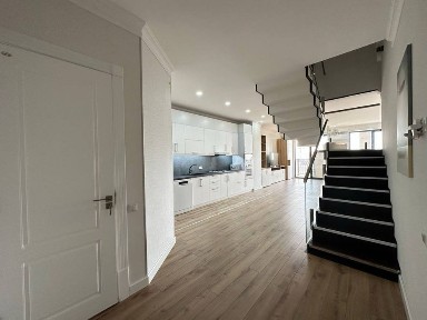 Яккасарайский район. 3х комнатная квартира в аренду.