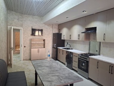 Сдаётся квартира на Крытом 80 кв