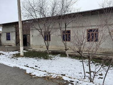 Катедж сотилади Хончарбоғда Ибн Сино