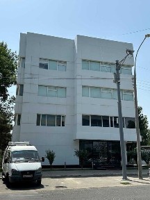 Продается здание вдоль дороги на Чиланзаре