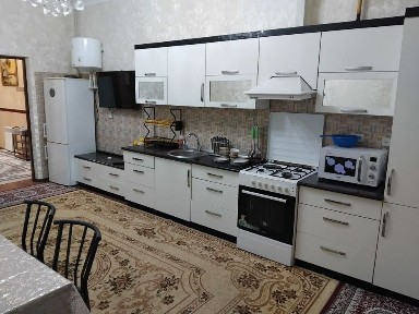 Гафур Гулом Метросига 1 кадам жоидаБезмаклер квартира