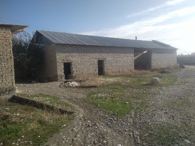 Ишлаб чикариш учун нотурар жой сотилади