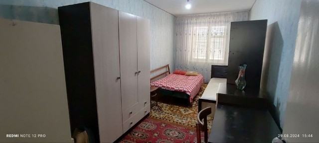 Продаётся 2-ух комнатная квартира в г. Наманган, 5 микрорайон, вагон