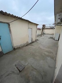 Ховли сотилади вагзал