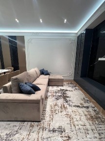 Продаётся 4 комнатная на шота руставели