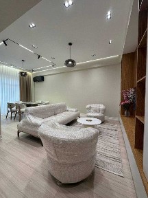 Срочная Цена! Продается 3-комнатная Квартира на Мирабаде!