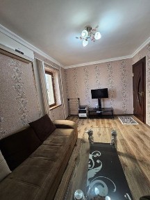 Аренда 2х комнатной кв. 2й этаж. Гагарина.